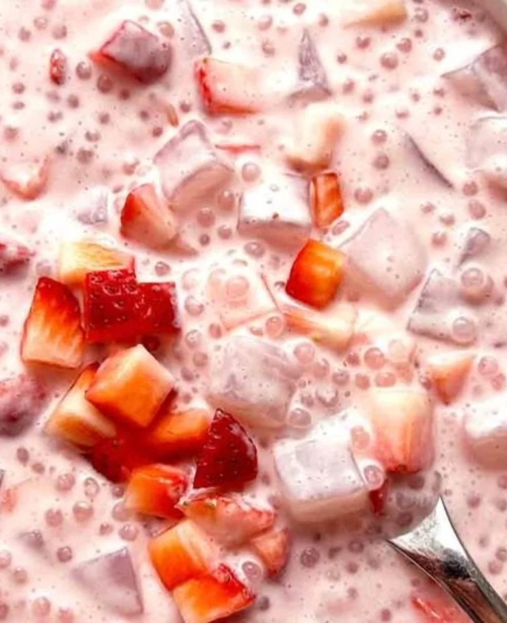 Delicious Strawberry Sago dessert with fresh strawberries and sago pearls